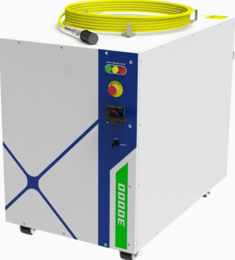 Water-Cooled 12000W Fiber Laser Source